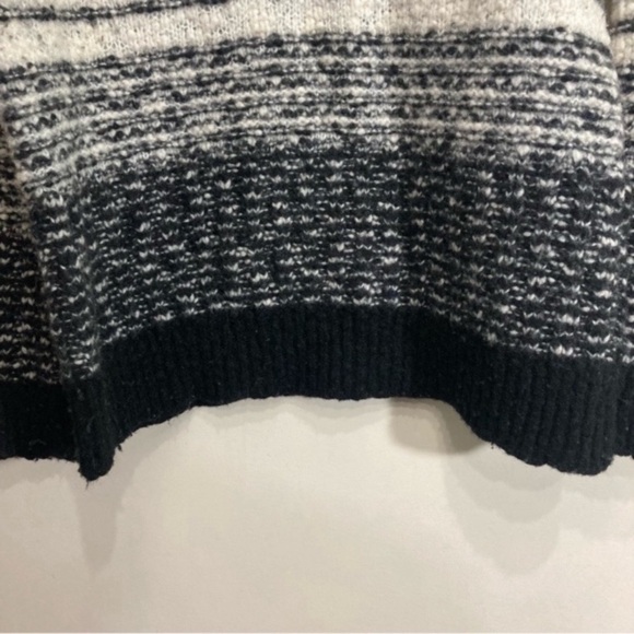 Vince Striped Wool Sweater Size Large Cream Black - Picture 5 of 9